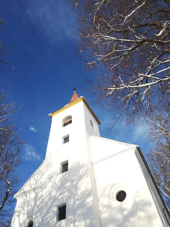 Gomba Panzio Bed and Breakfast Velem Buitenkant foto